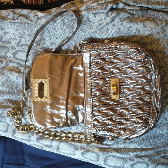 Rampage Purse with shoulder strap - Picture 2 of 4